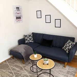 Luxe Cosy&spacious 2 Bed House - Super Fast Wi-fi & Private Parking Near Glo Airport & Cheltenham Racecourse Churchdown